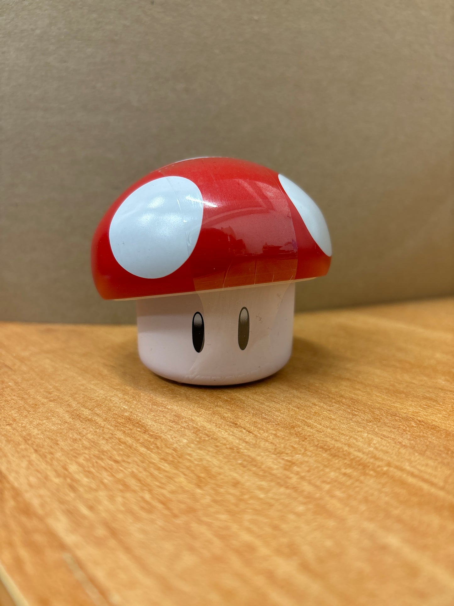 Nintendo Super Mario Mushroom Sours Tin Cherry 28g