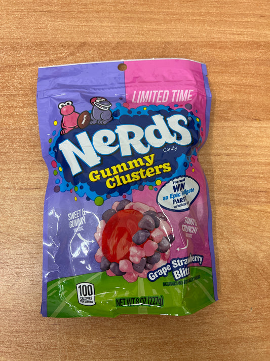 Nerds Gummy Clusters Grape & Strawberry Blitz 227g