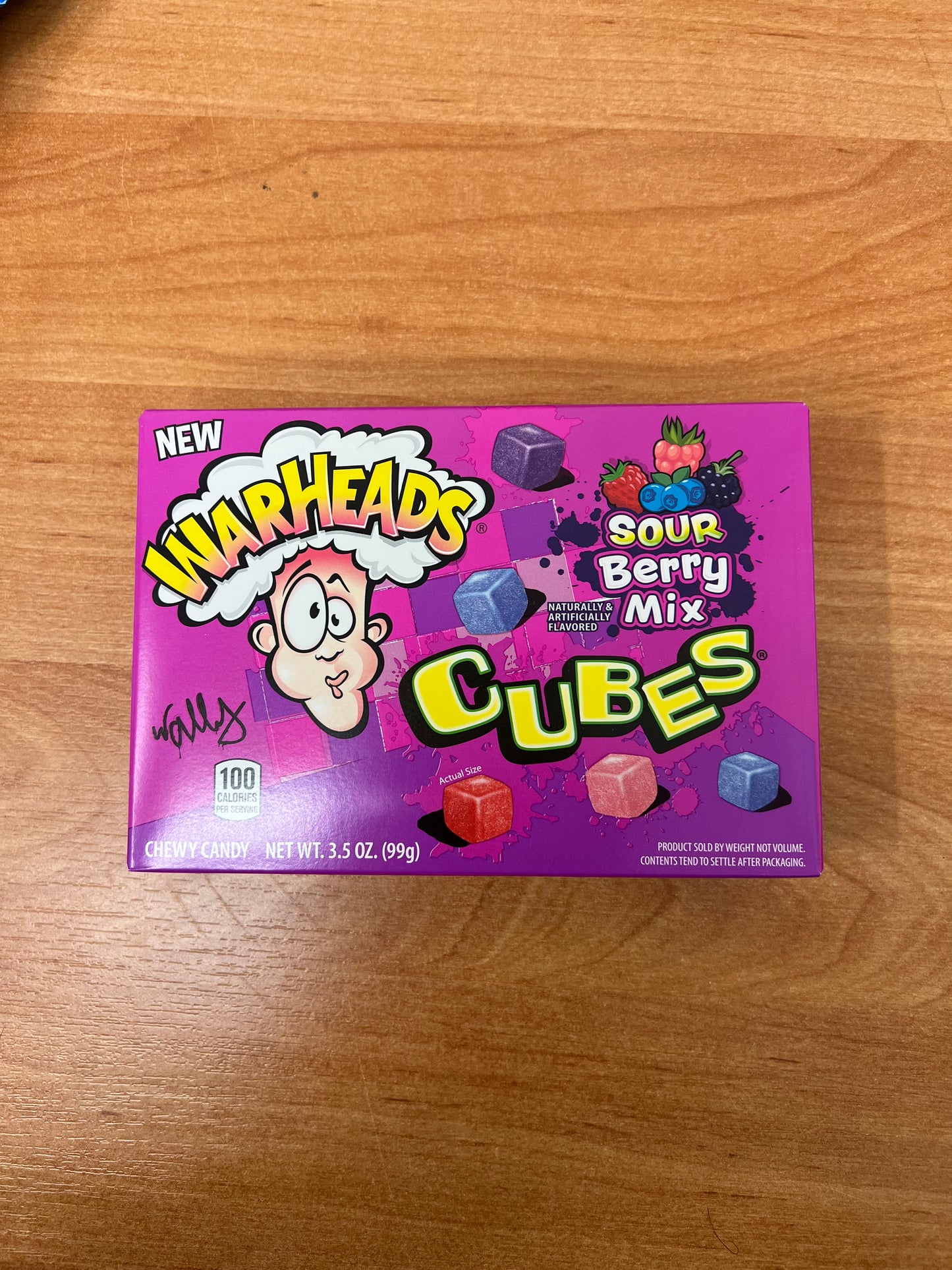 Warheads Sour Berry Mix Cubes 99g